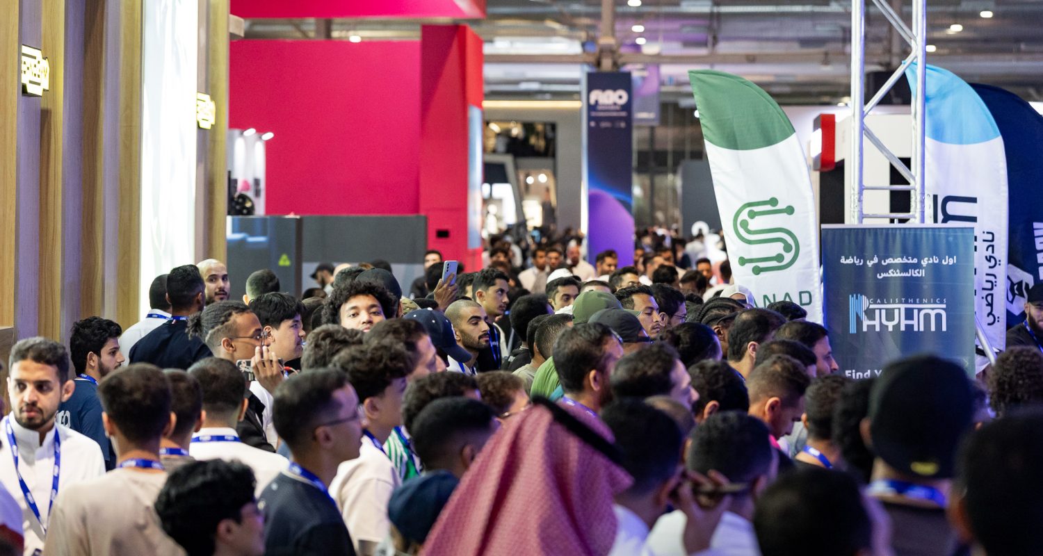 FIBO2025_LargeCrowds_RR_Resize_4